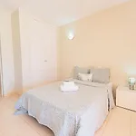 Apartment Paradise Court *