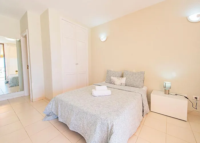 Apartment Paradise Court *