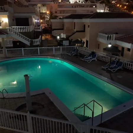 Paradise Court Appartement *